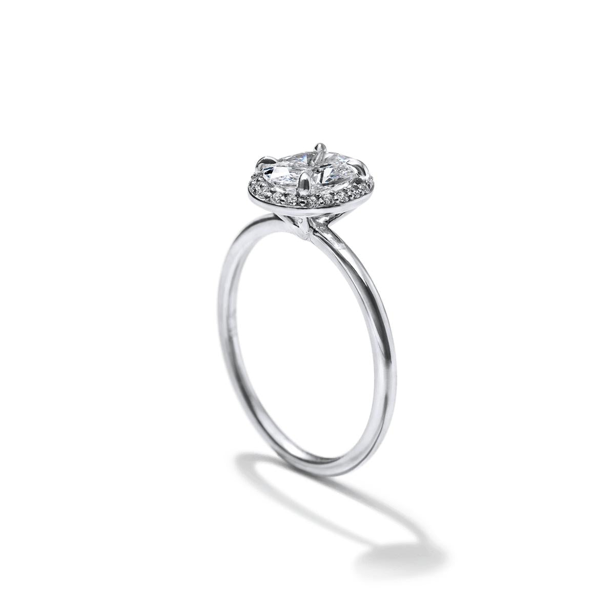 18K White Gold Platinum Oval Halo Engagement Ring