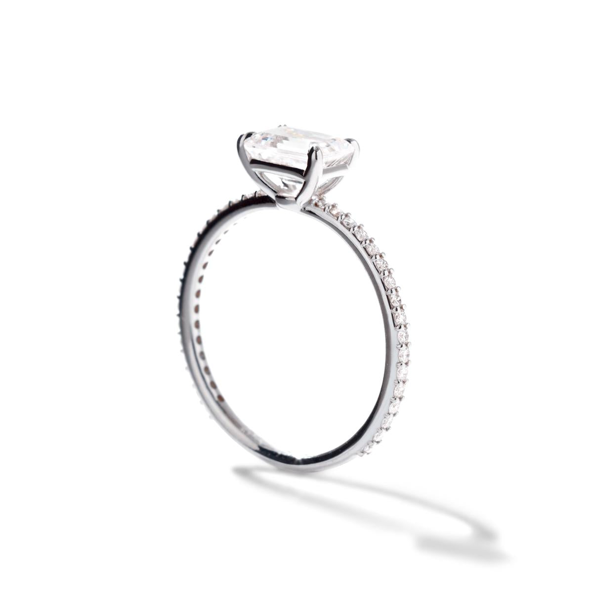 18K White Gold Platinum Emerald