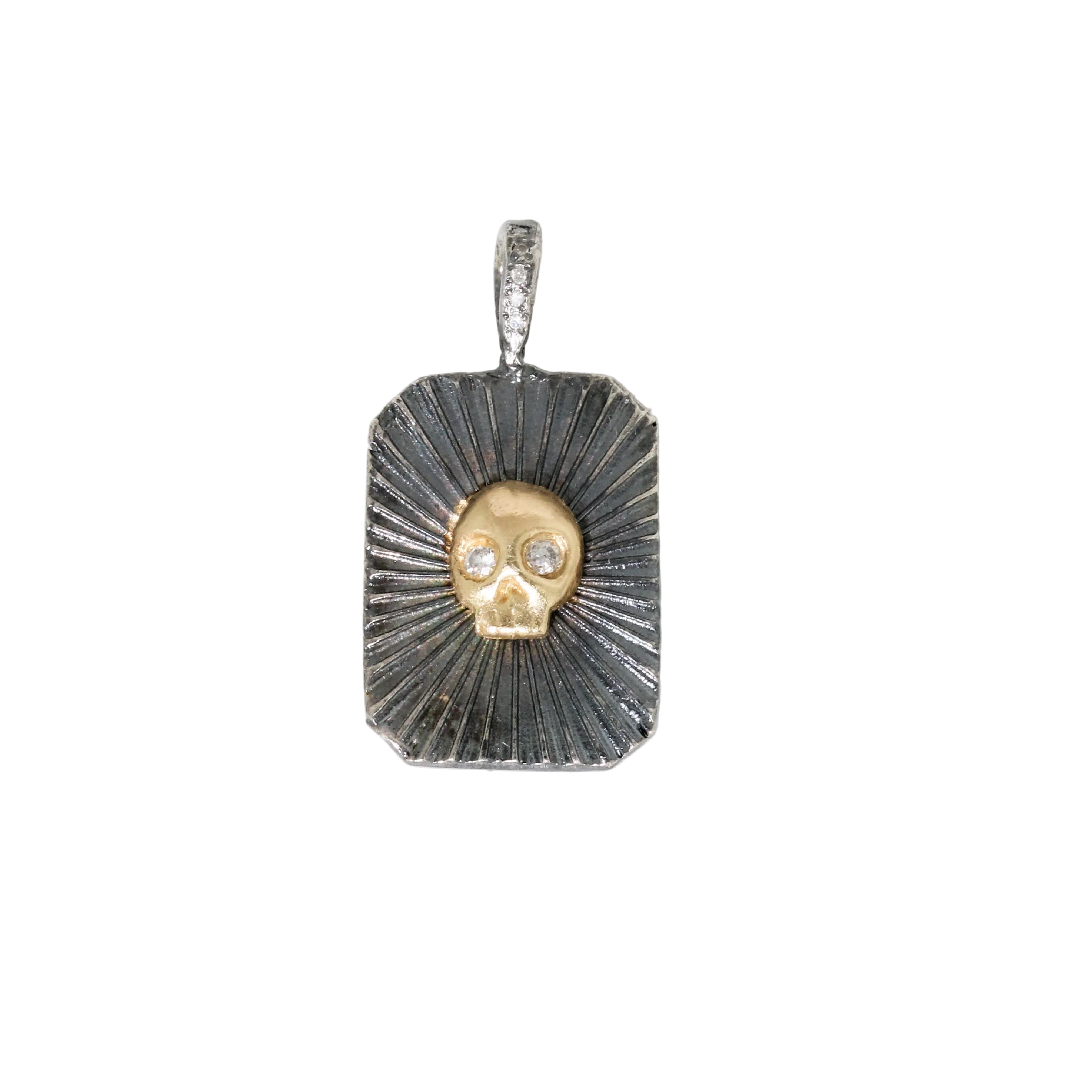 Acanthus-Skull-Amulet-Tag-Pendant