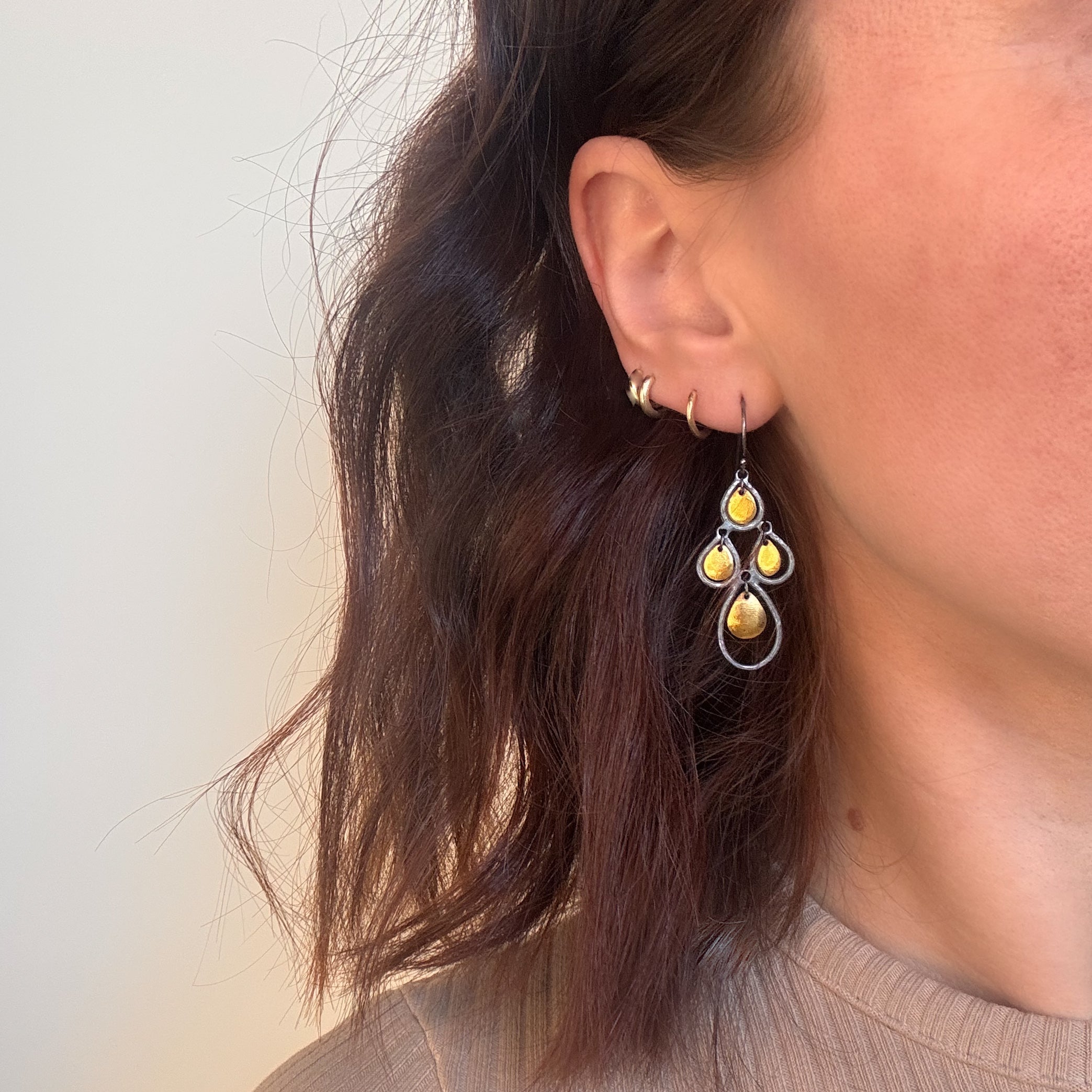 Austin_Titus_Ripple_Earrings