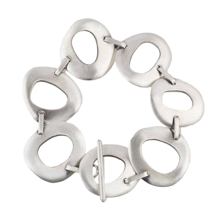 Cutout Circle Link Bracelet