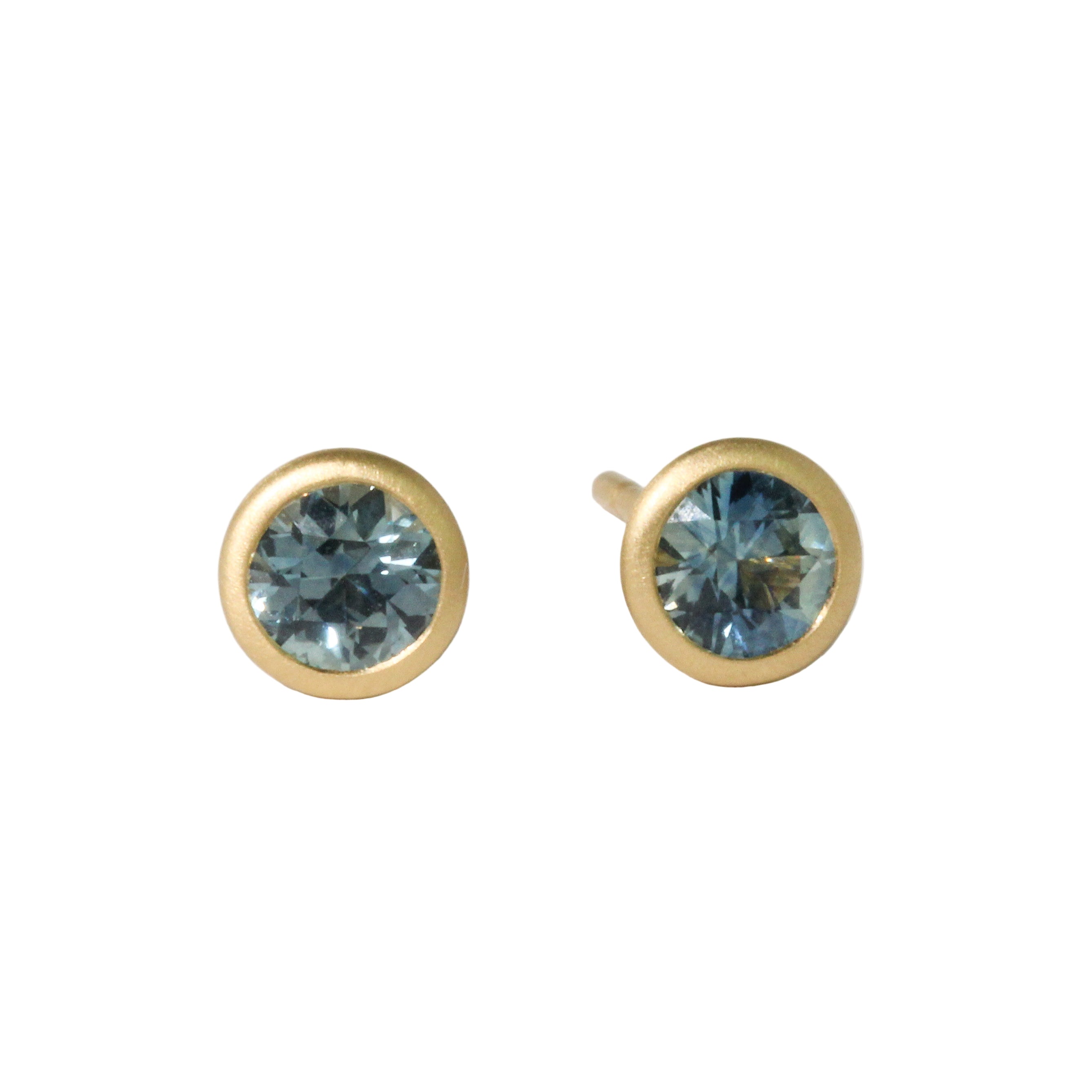 Round Montana Sapphire Stud Earrings