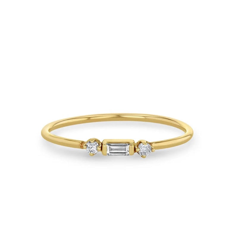 Baguette and Prong Diamond Ring