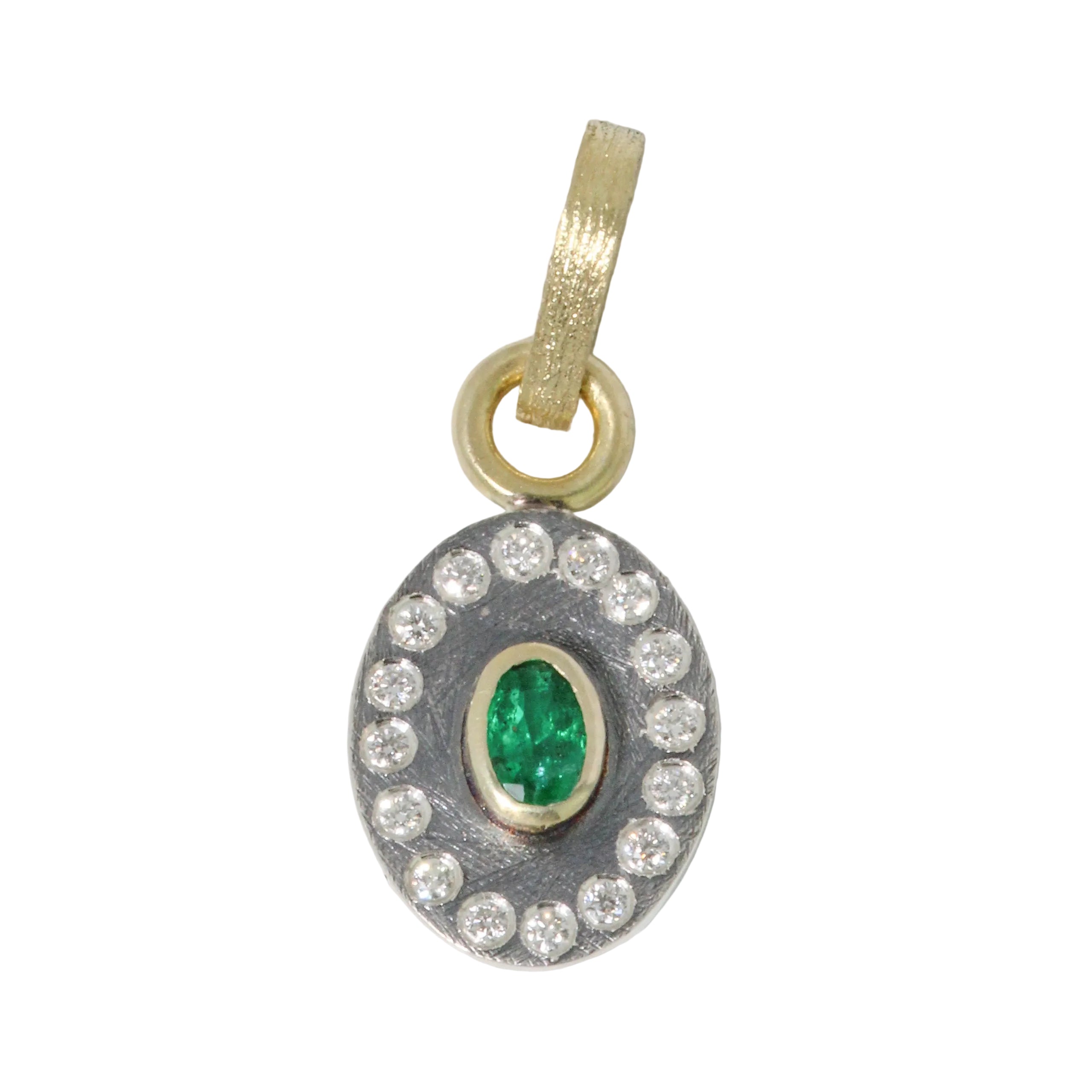 Junia Emerald Oval Pendant
