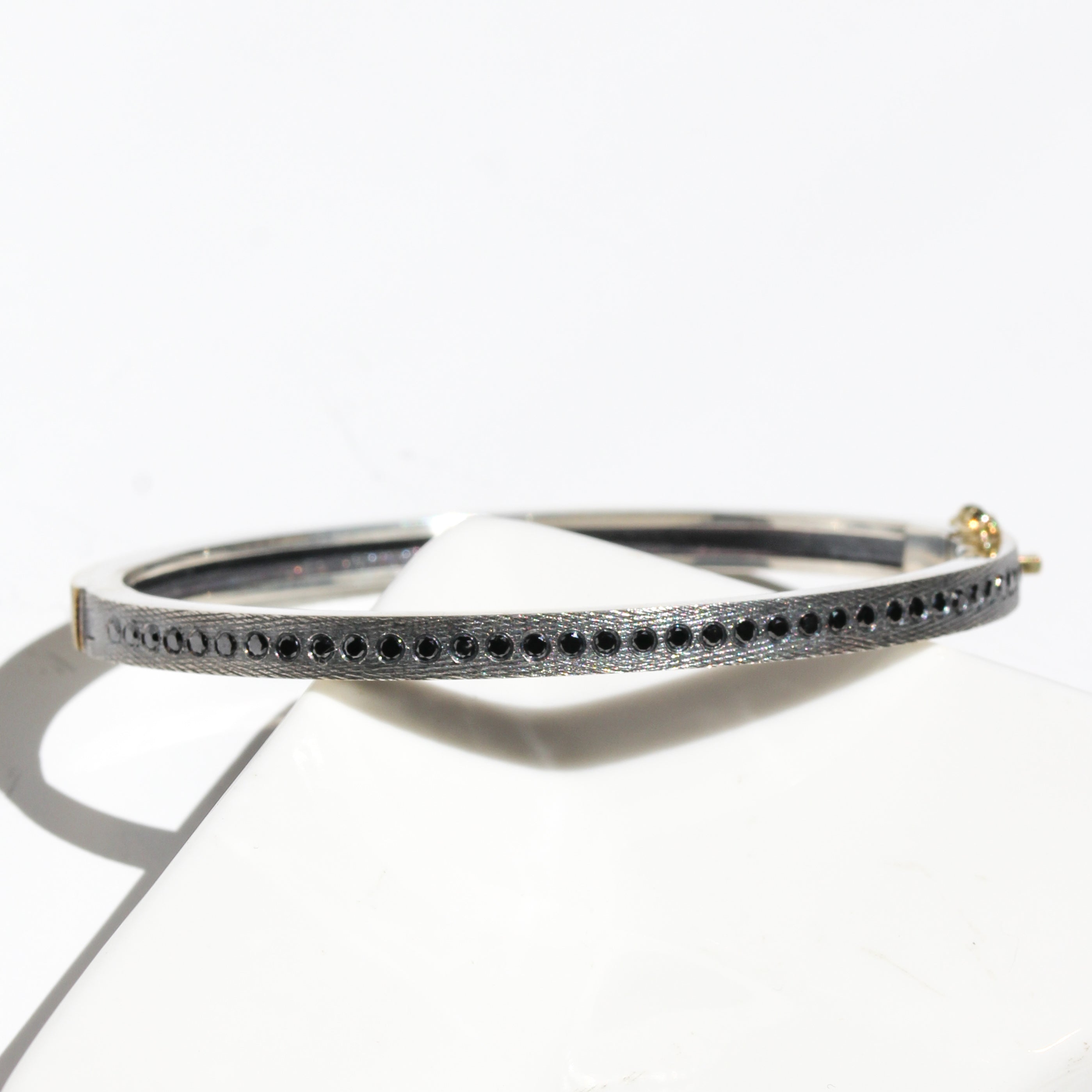 Rene-Escobar-Adam-4mm-white-black-diamond-bracelet