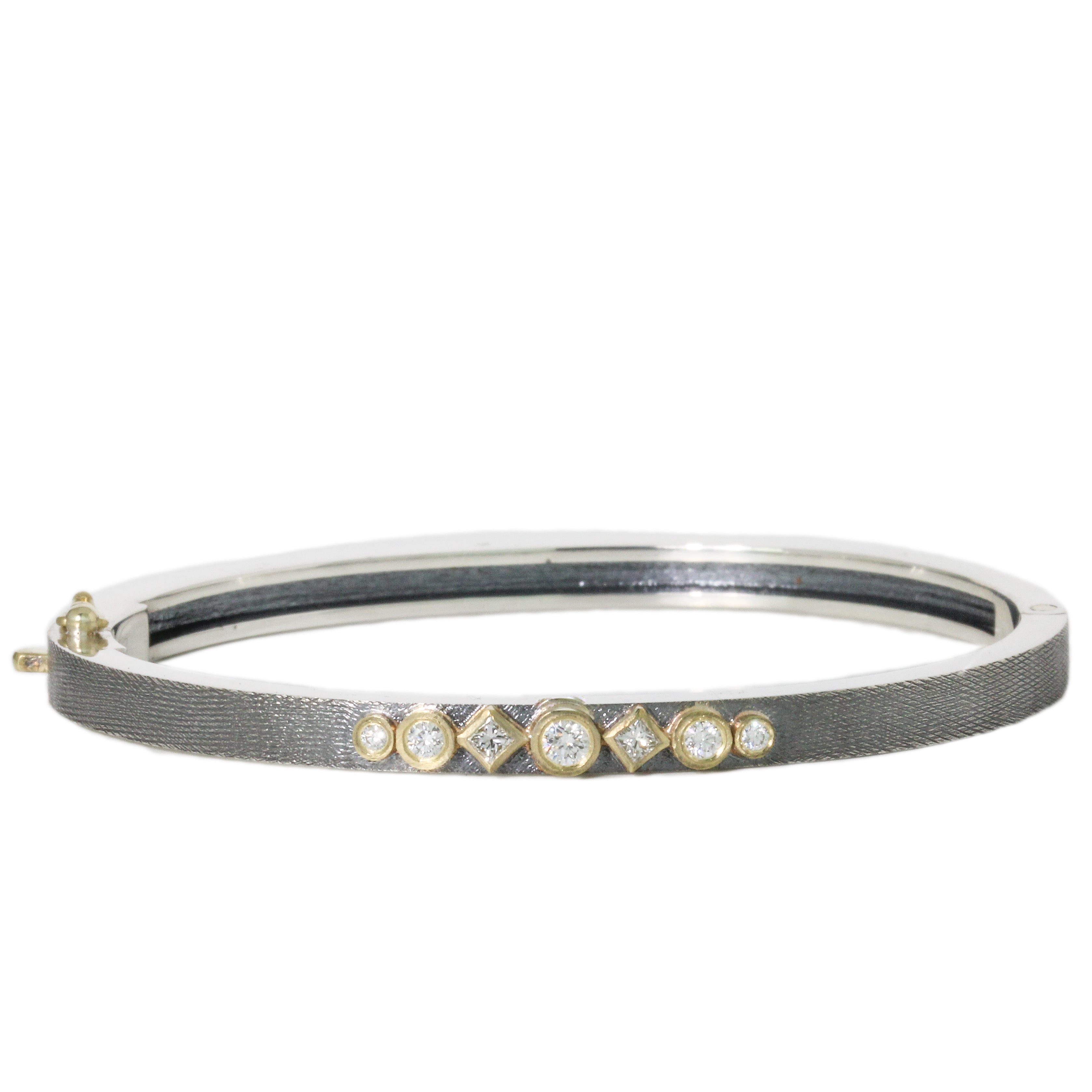 Rene-Escobar-Petra-4mm-bracelet 