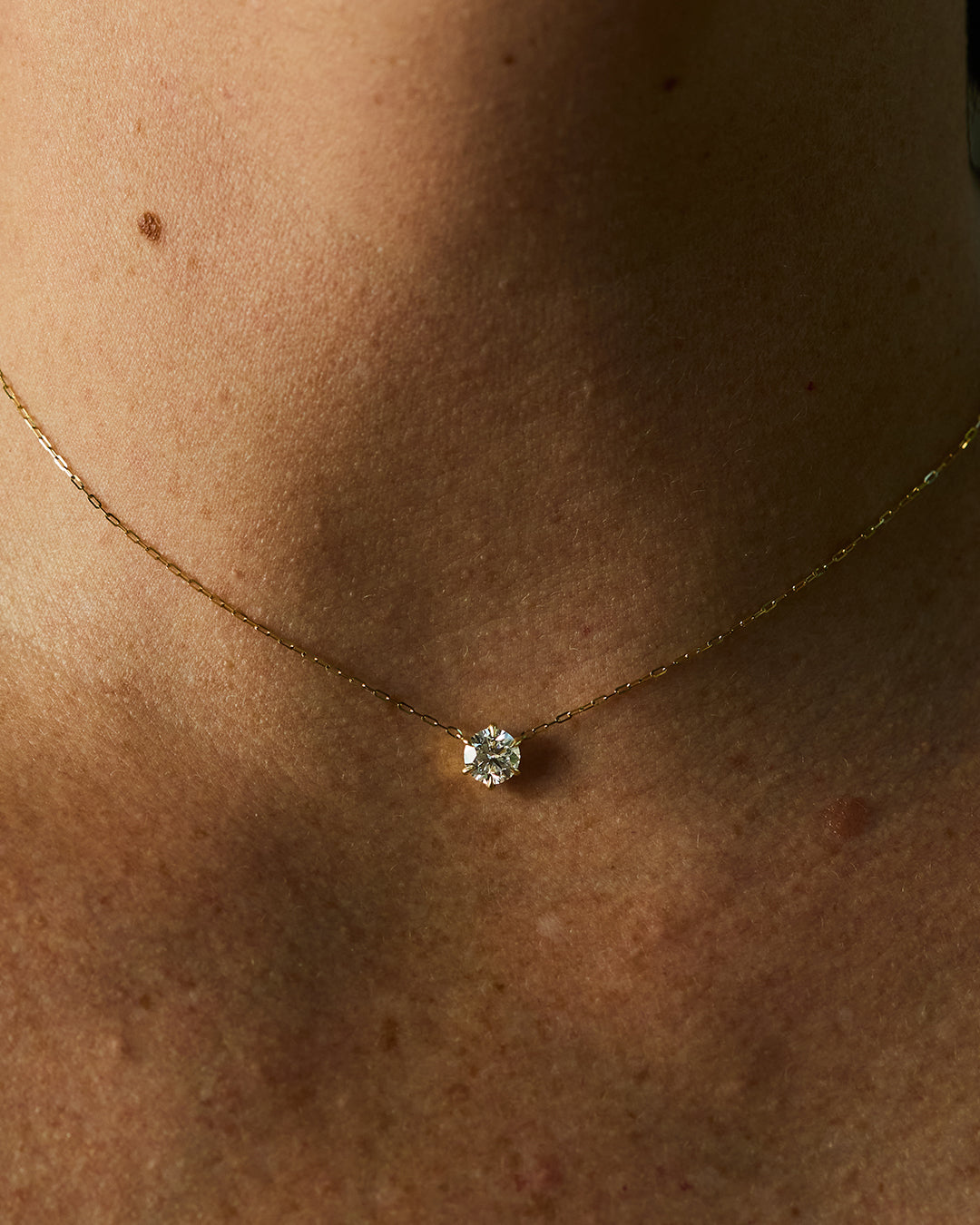 Round Diamond Pendant Necklace