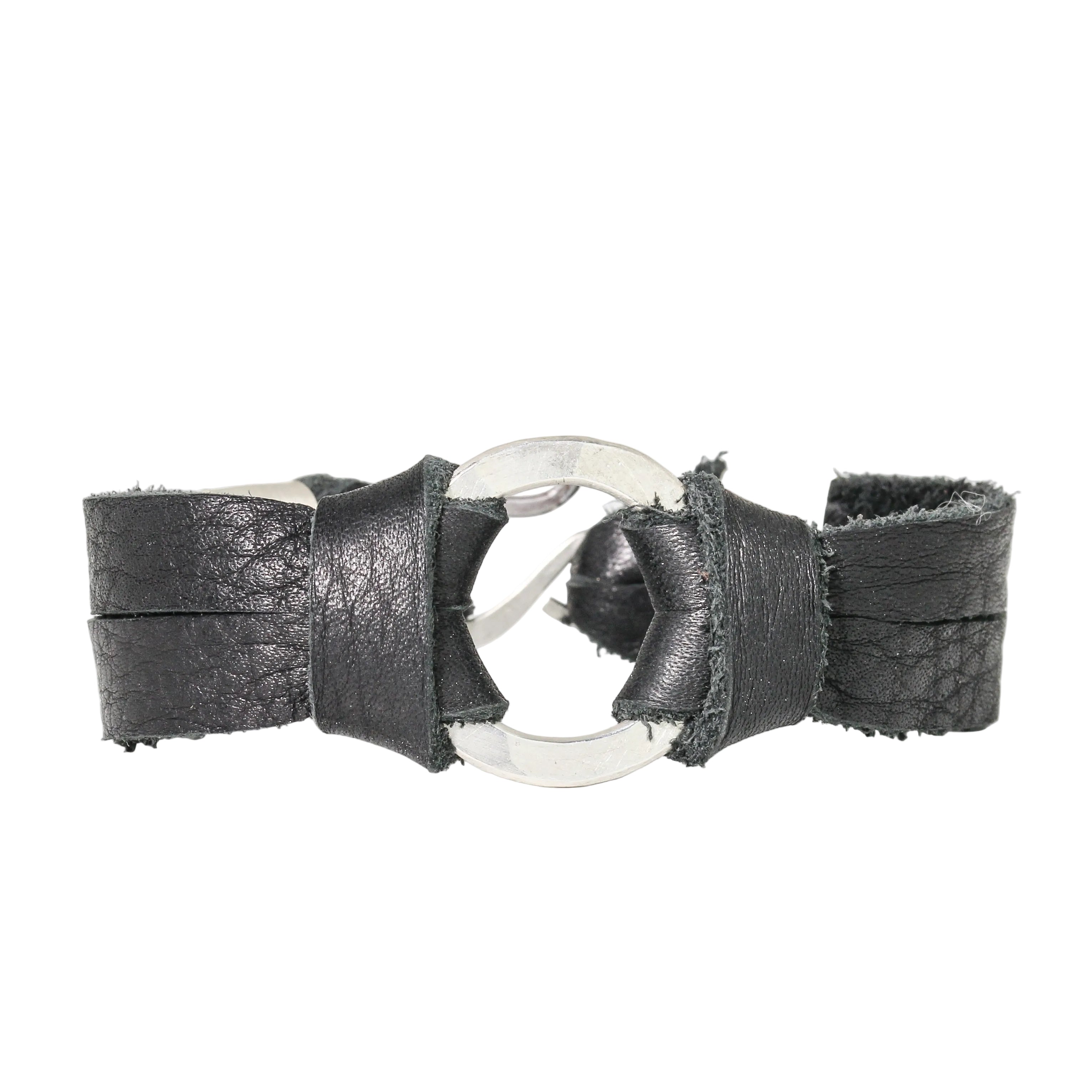 come-here-bracelet-in-black-glacier-lily