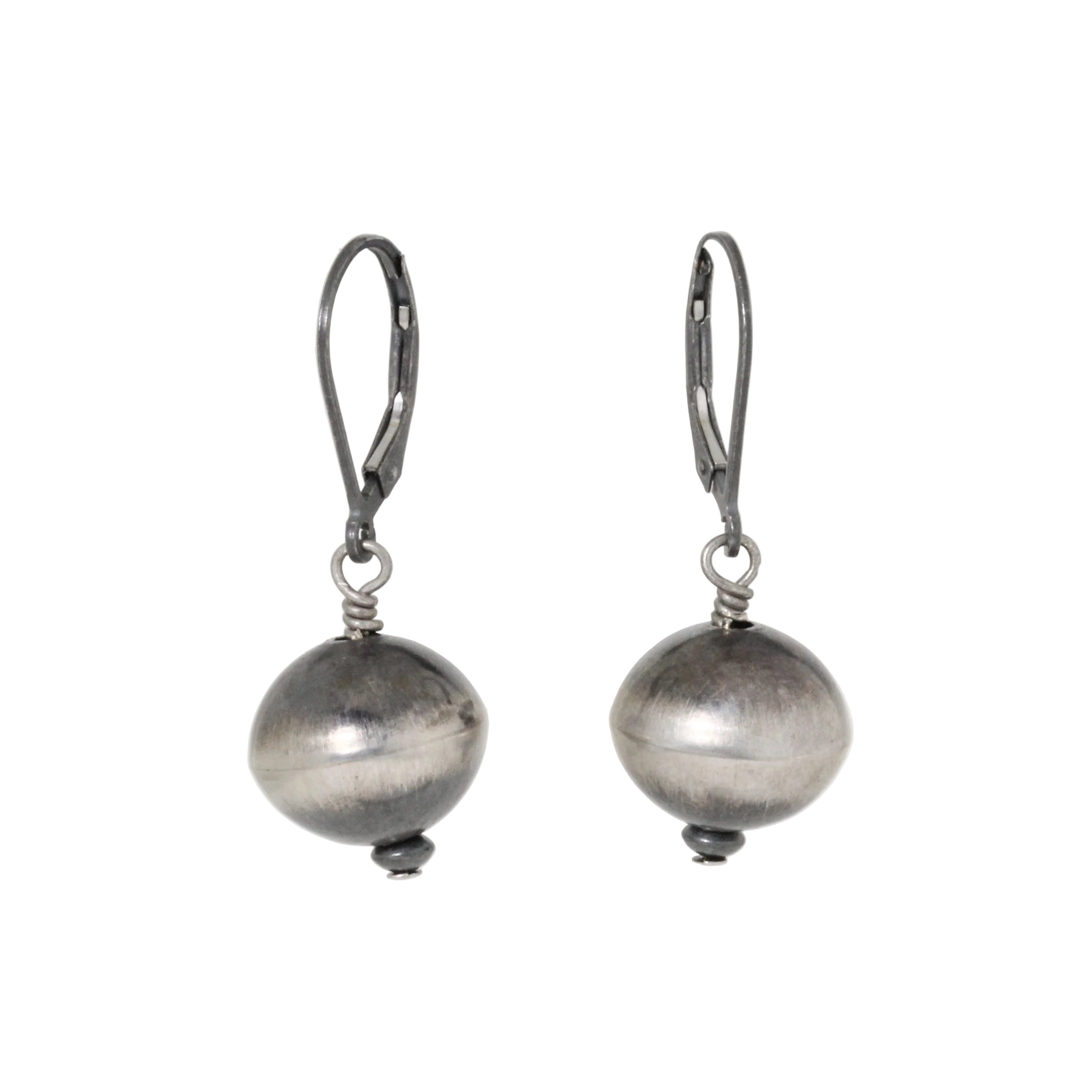 Single 12mm Navajo Pearl Earrings-Southwest