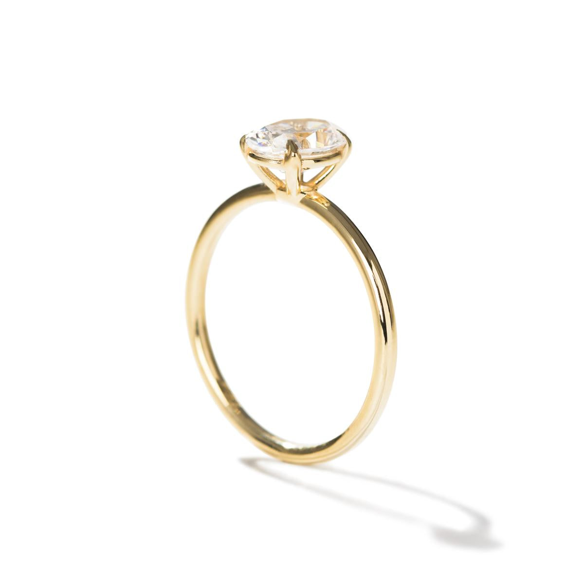 18K Yellow Gold Prong Oval Diamond Engagement Ring