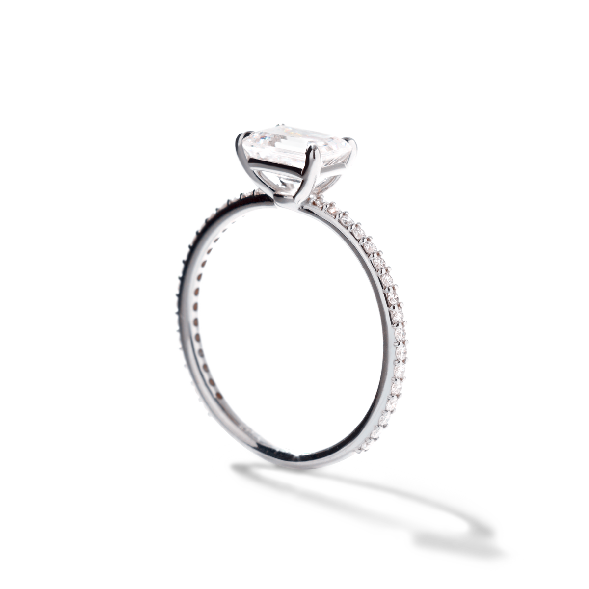 18K White Gold Platinum Emerald