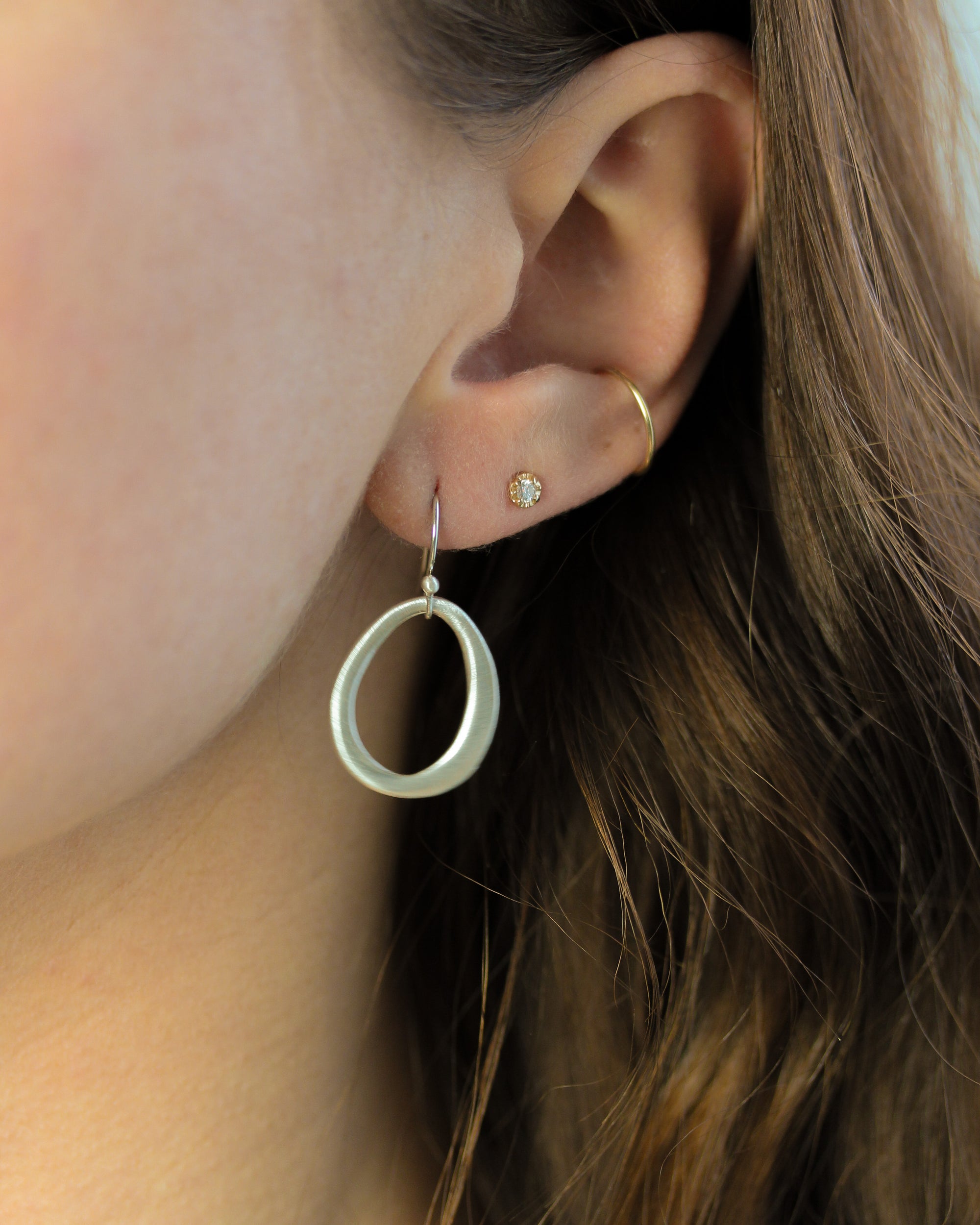 Medium Oval Earrings